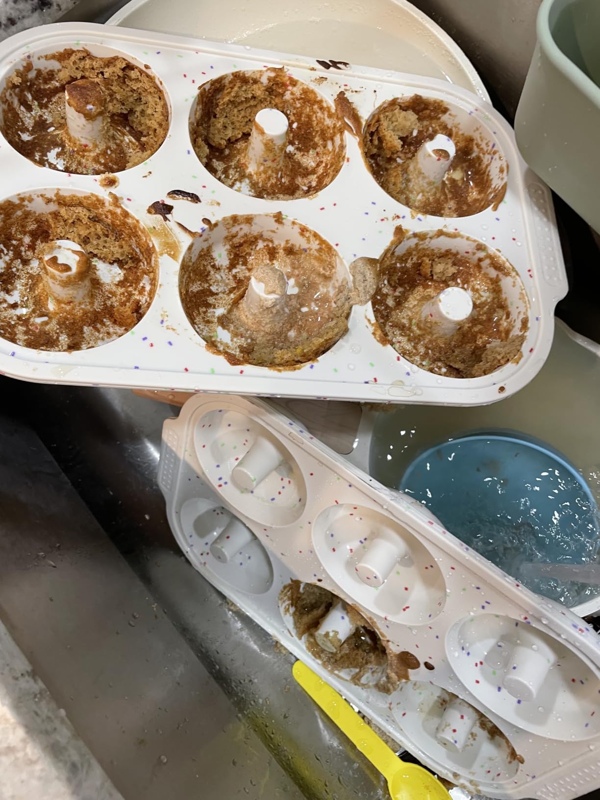 KASHME Silicone Donut Pan for Baking, 6 Cavity, 3.25 Inch, Cream | 2 Pcs, with Metal Reinforced Frame, Nonstick, Large Bagel Molds customer photo 2