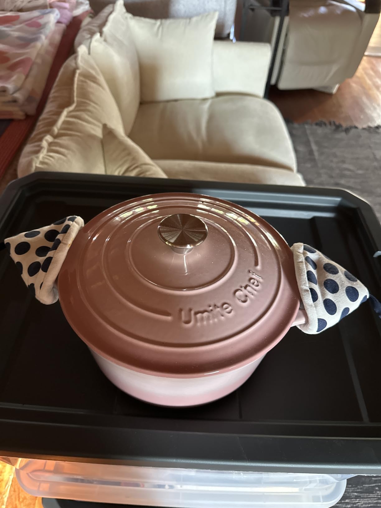 Enameled Cast Iron Dutch Oven - Umite Chef 5QT Pot with Lid & Cotton Potholders - Heavy-Duty Cookware for Bread Baking, Braising, Stews, Roasting (Cream White) customer photo 1