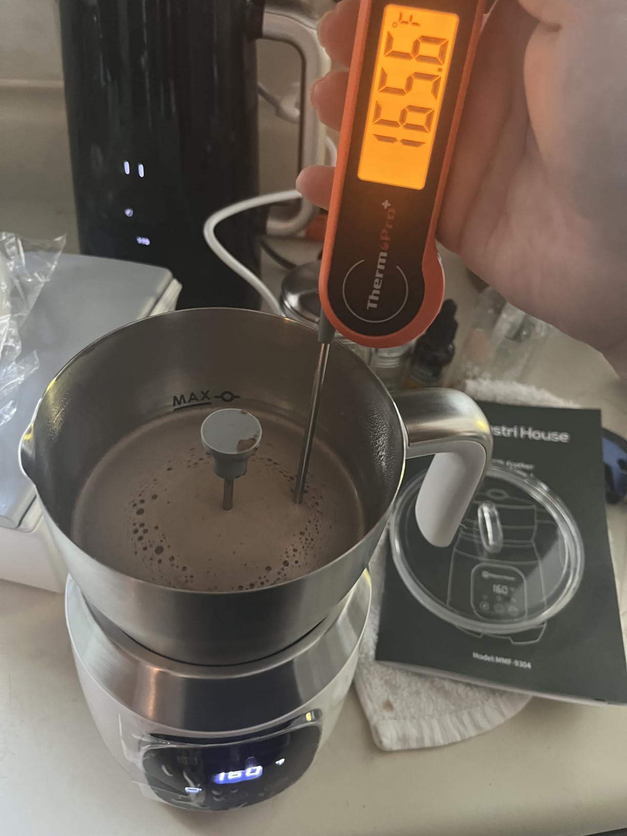 Maestri House DualFro 600 Milk Frother and Steamer 21oz/600mL | Variable Temp 4 Settings & 3 Froth Levels, Memory Function for Latte Cappuccino Hot Chocolate, Dishwasher Safe customer photo 1