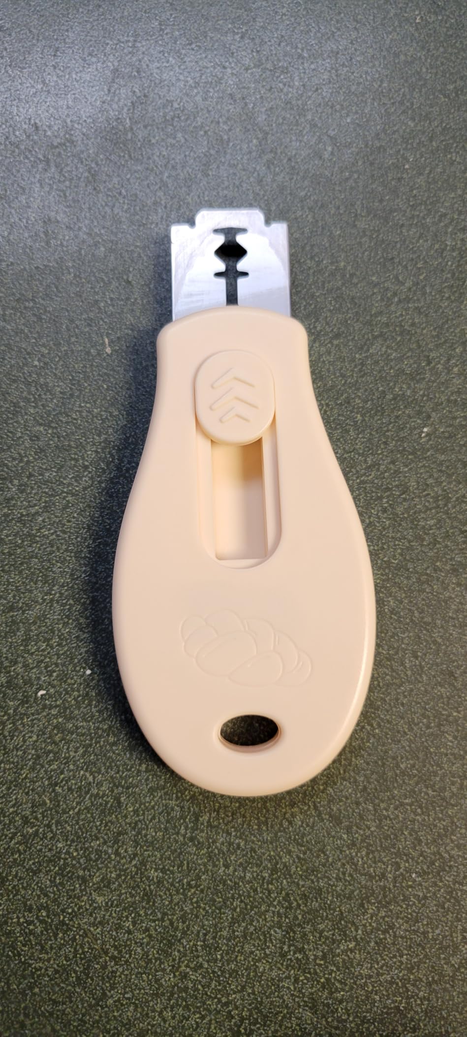 Bread Lame Sourdough Scoring Tool, Extractable & Magnetic Bread Scoring Tool, Scoring Knife for Bread Baking, Bread Razor for Homemade Bread, Sourdough Scorer Tool, Includes 5 Razor Blades-Beige customer photo 1