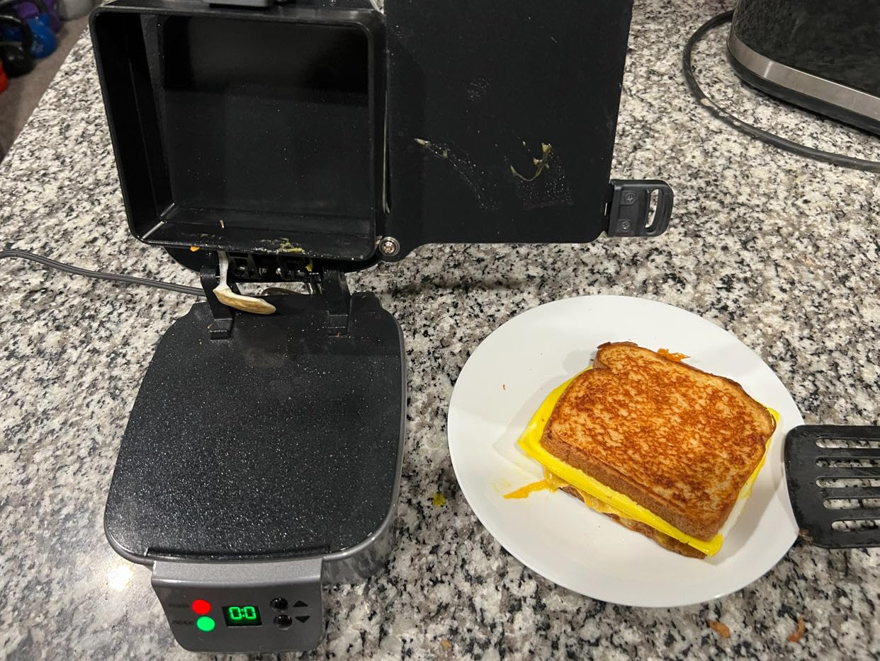 Hamilton Beach Sandwich Stacker Fast & Customizable Hot Sandwich Maker | 21 Sq. In. Non-Stick PFAS-Free Cooking Surfaces | Built-In Timer | Compact | Dishwasher-Safe | Silver | 25471 customer photo 2