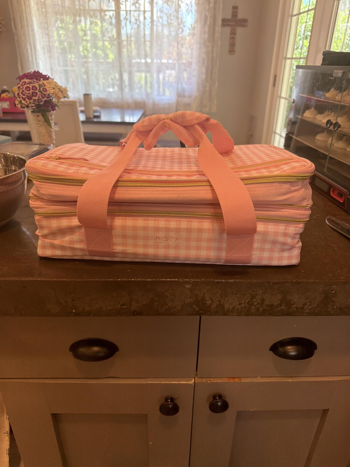 Fit & Fresh Insulated Double Decker Casserole Carrier for Hot & Cold Food, Fits two 9x13 pans, Expandable, Leak-Resistant, Durable, Portable Food Carrier For Potlucks, Tailgating, Picnics, Parties customer photo 2