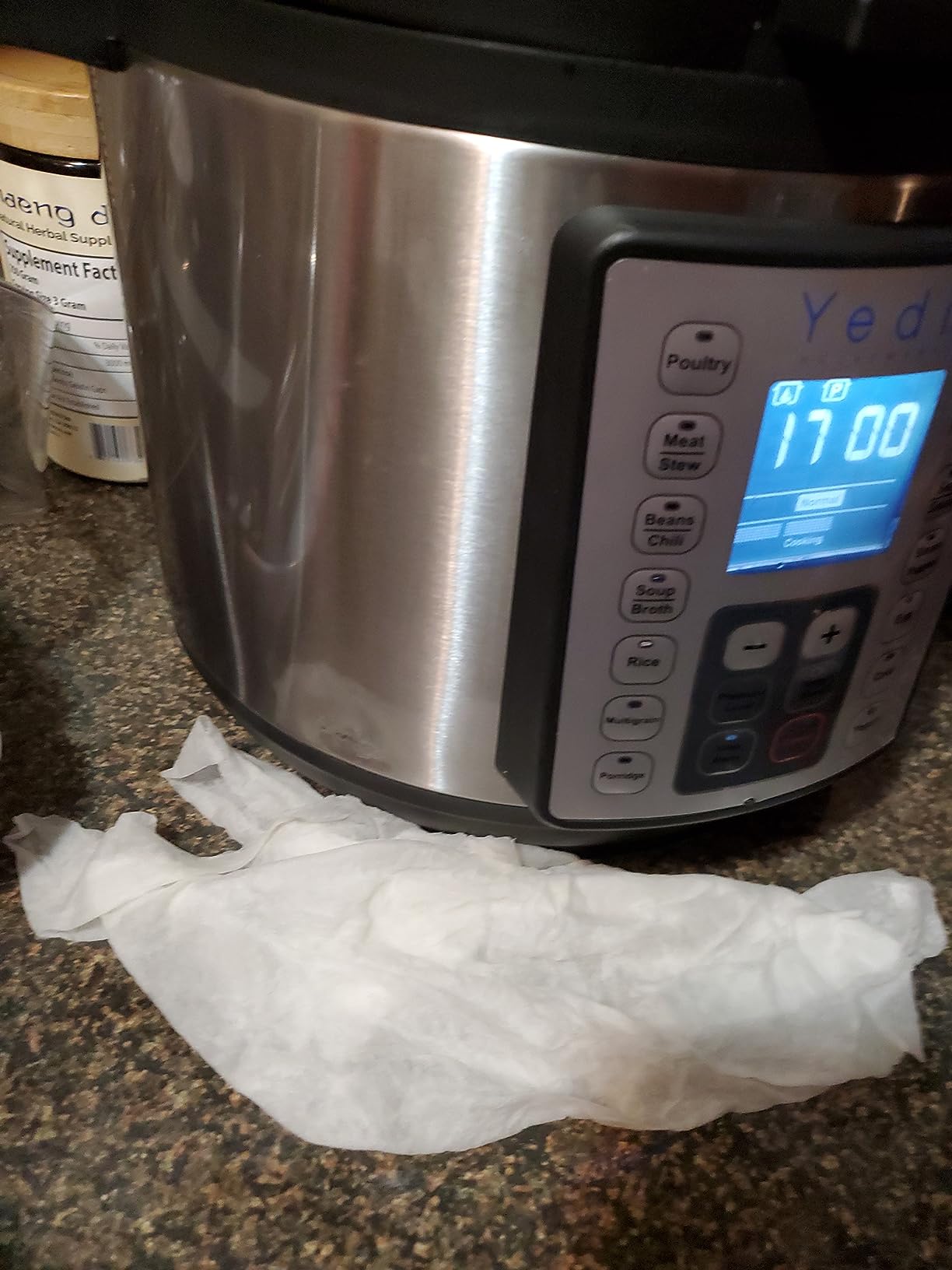 Yedi Tango, 2-in-1 Air Fryer and Pressure Cooker, 6 Quart, with Deluxe Accessory kit customer photo 2